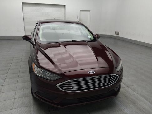 Used 2017 Ford Fusion SE w/ Fusion SE Technology Package image 14