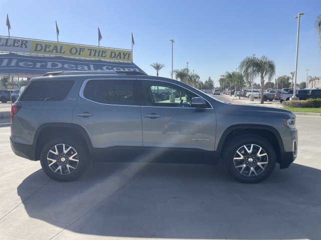 Used 2021 GMC Acadia SLE w/ Driver Convenience Package FWD image 9