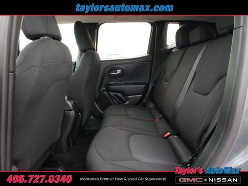 Used 2023 Jeep Renegade Latitude AWD/4WD image 6