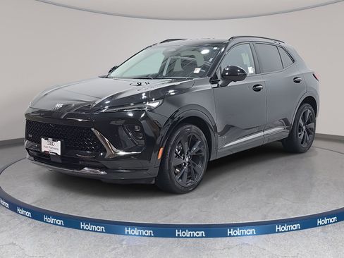 Used 2024 Buick Envision Sport Touring image 1