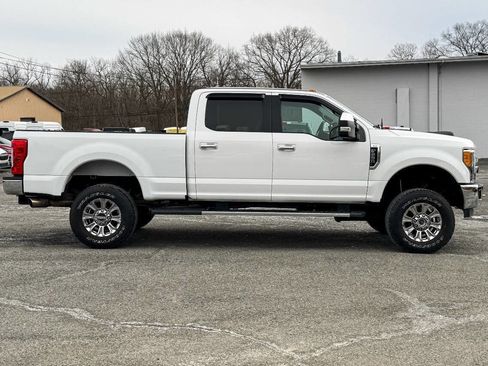 Used 2017 Ford F250 XLT w/ XLT Premium Package image 2