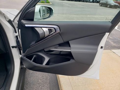 New 2026 BMW X3 xDrive30i AWD/4WD image 18