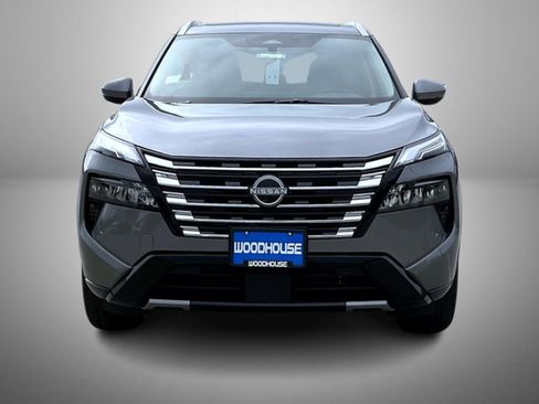 New 2026 Nissan Rogue Platinum AWD/4WD image 2