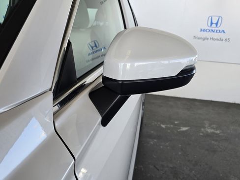 Used 2023 Honda CR-V LX image 19