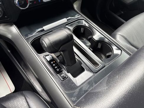 Used 2025 Ford F150 Lariat AWD/4WD image 17