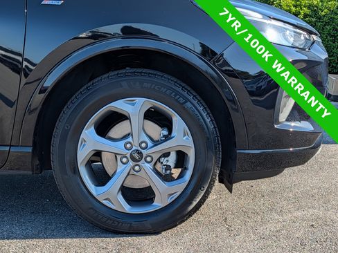 Certified 2024 Ford Escape ST-Line w/ Tech Pack #1 AWD/4WD image 11