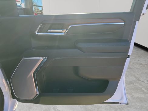 Used 2024 GMC Sierra 2500 Denali w/ Denali Reserve Package image 13