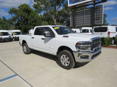 Used 2025 RAM 2500 Big Horn AWD/4WD image 19