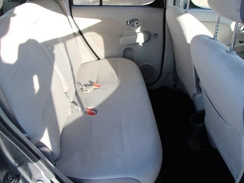 Used 2011 Nissan Cube 1.8 S w/ Interior Designer Pkg FWD image 27