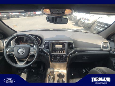 Used 2017 Jeep Grand Cherokee Limited AWD/4WD image 20