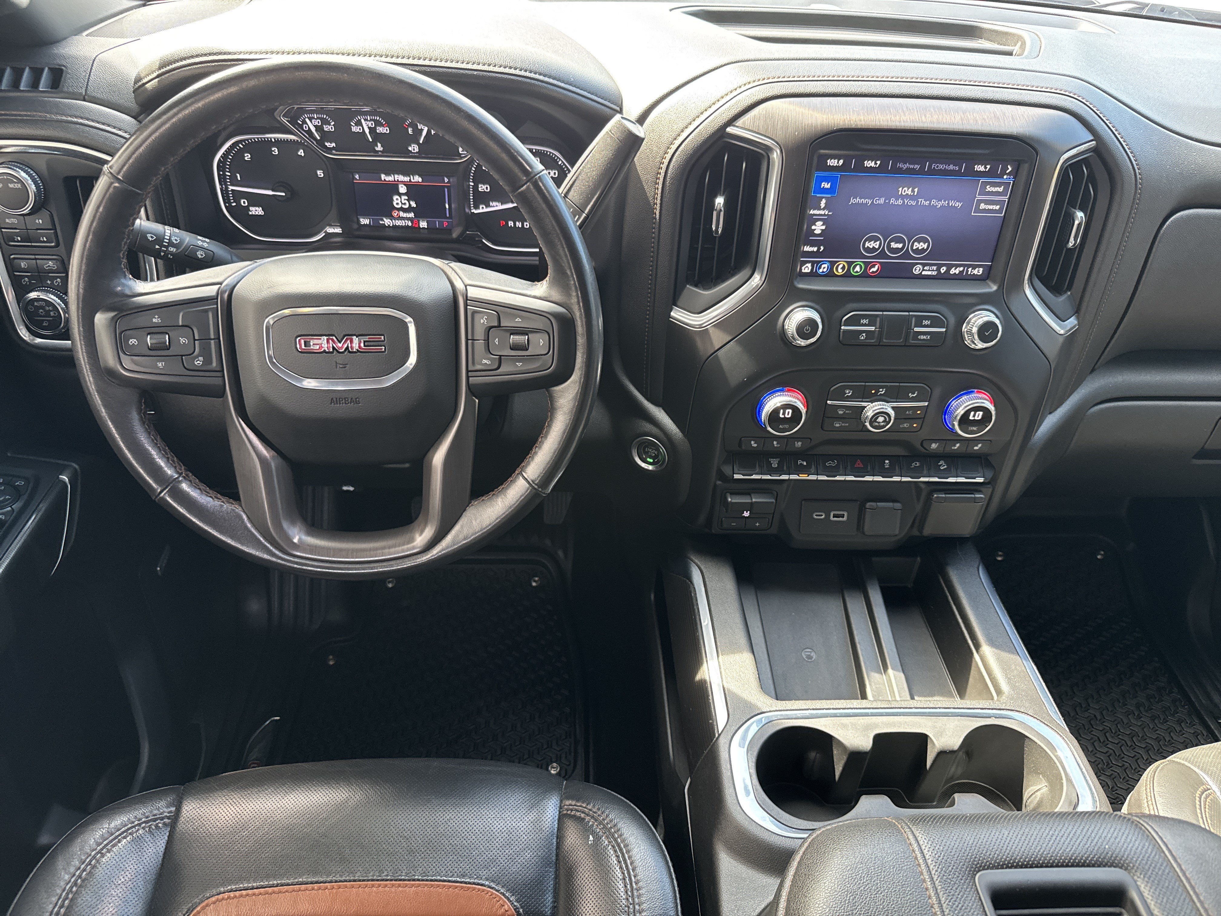 Used 2022 GMC Sierra 3500 AT4 w/ AT4 Preferred Package AWD/4WD image 19