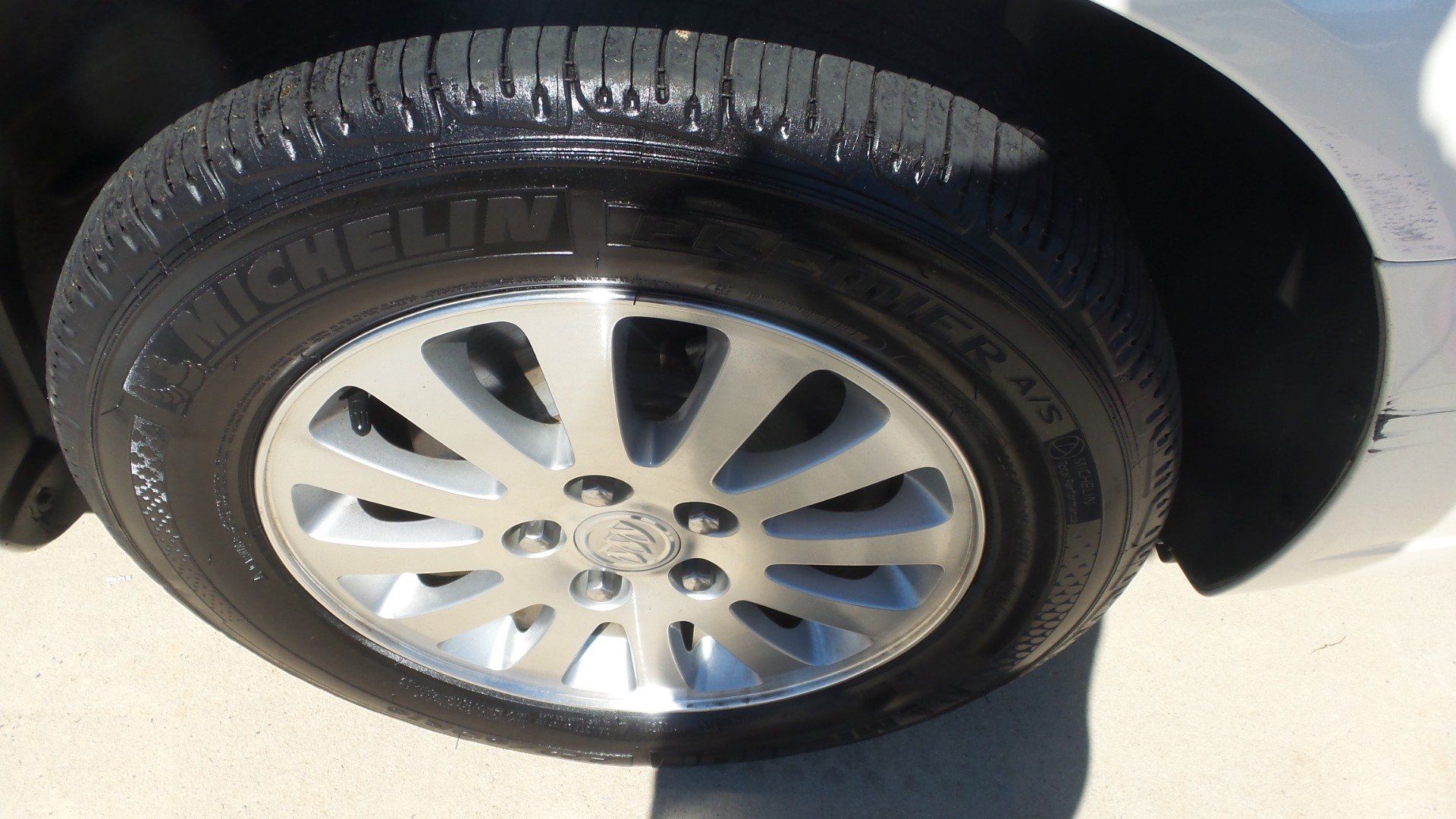 Used 2008 Buick Lucerne CX w/ Driver Confidence Package FWD image 19