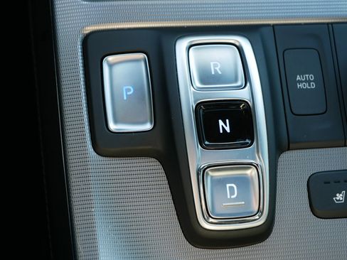 Used 2023 Hyundai Palisade Calligraphy image 24