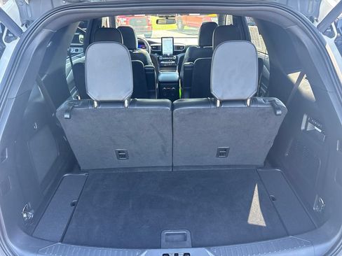 Used 2023 Ford Explorer ST w/ Equipment Group 401A AWD/4WD image 32