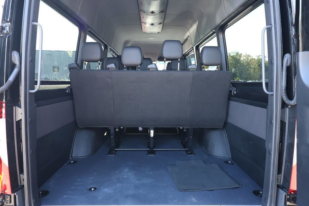 Used 2024 Mercedes-Benz Sprinter 2500 image 19