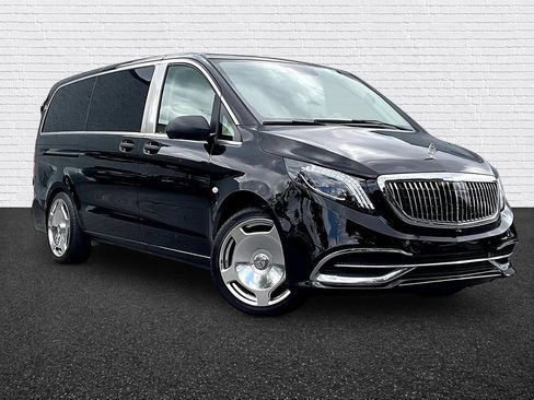Used 2020 Mercedes-Benz Metris Passenger image 3