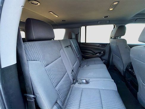 Used 2017 Chevrolet Suburban LS image 23