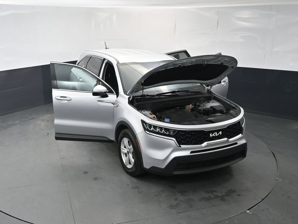 Used 2022 Kia Sorento LX FWD image 18