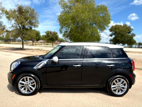 Used 2014 MINI Cooper Countryman S image 2