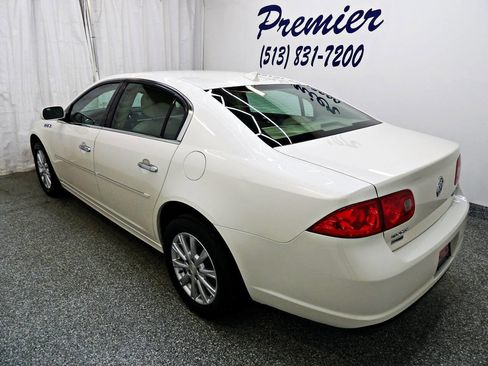 Used 2011 Buick Lucerne CX image 4