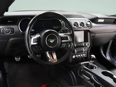 Used 2018 Ford Mustang GT Premium w/ GT Performance Package RWD image 9