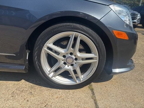 Used 2013 Mercedes-Benz E 350 E 350 w/ Premium 1 Pkg image 33