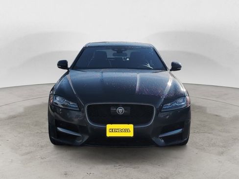 Used 2016 Jaguar XF R-Sport image 2