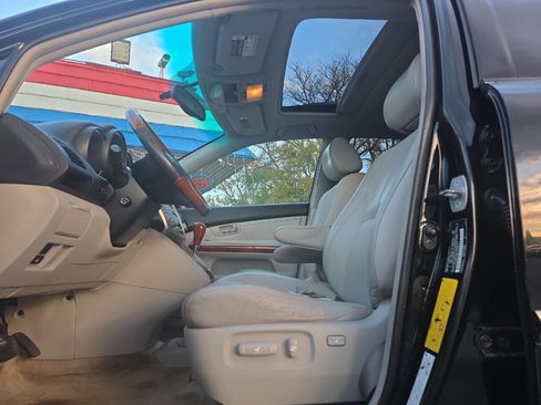 Used 2004 Lexus RX 330 Base AWD 4dr SUV image 3