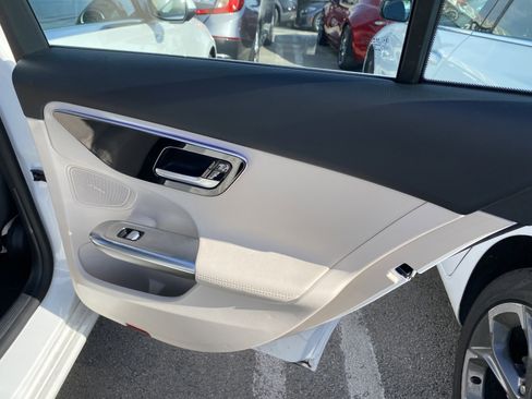 Used 2024 Mercedes-Benz C 300 Sedan image 15