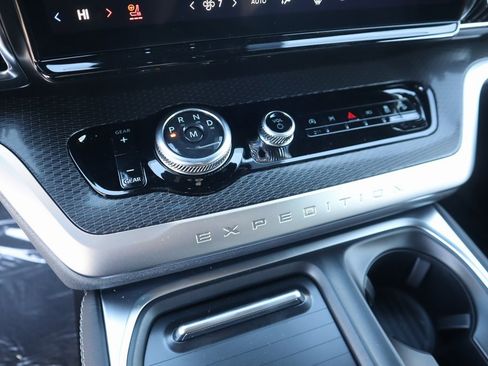 New 2026 Ford Expedition Max Platinum w/ Stealth Appearance Package image 8