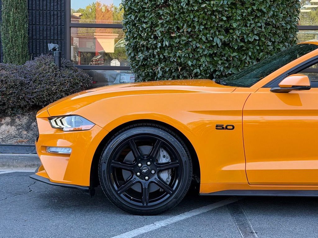 Used 2018 Ford Mustang GT Premium w/ Equipment Group 401A RWD image 10
