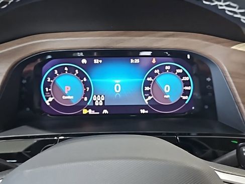 New 2026 Volkswagen Atlas SE FWD image 37