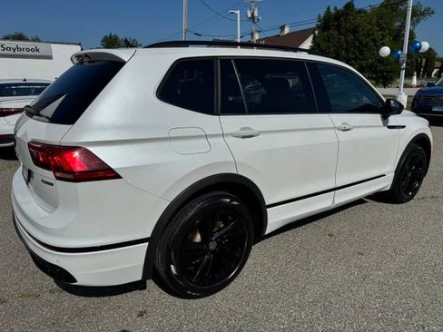 Certified 2023 Volkswagen Tiguan SE R-Line AWD/4WD image 5