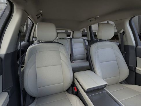 New 2026 Lincoln Nautilus Premier image 10