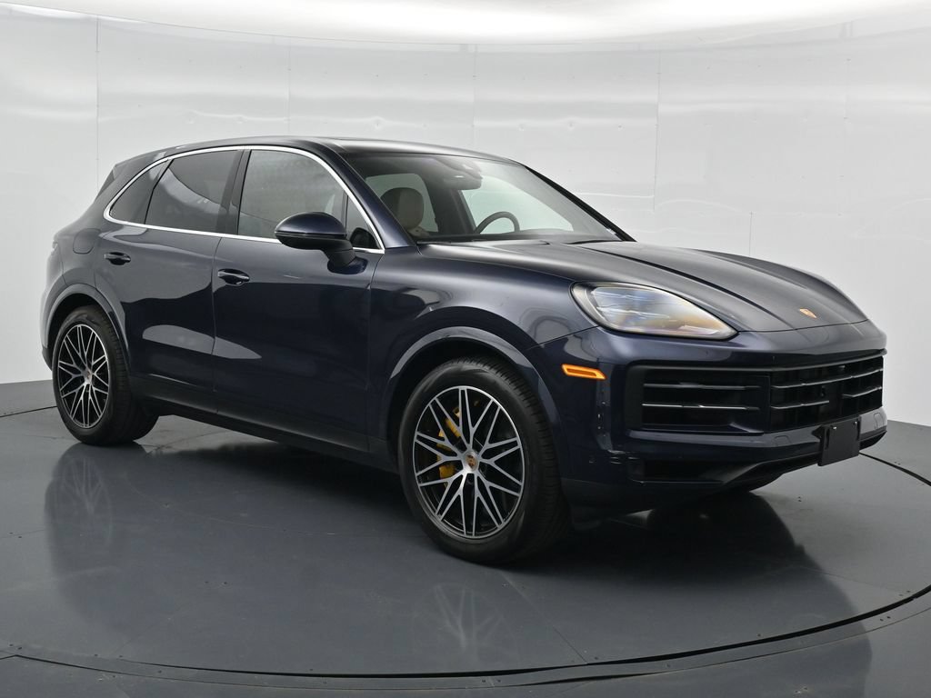 Certified 2025 Porsche Cayenne S AWD/4WD image 9