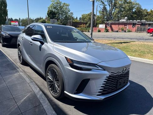 Used 2025 Lexus RX 450h AWD w/ Convenience Package image 12