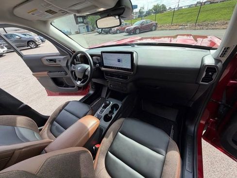 Certified 2025 Ford Bronco Sport Outer Banks w/ Outer Banks Tech Package+ AWD/4WD image 36