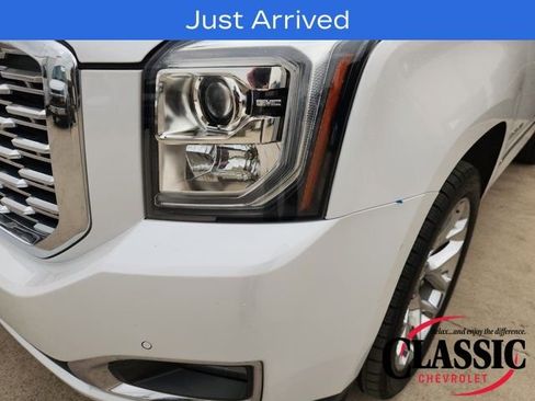 Used 2020 GMC Yukon XL Denali w/ Open Road Package image 13