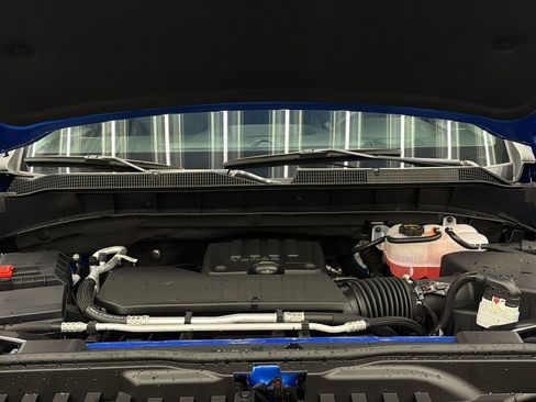 Used 2025 Chevrolet Silverado 1500 Custom AWD/4WD image 20