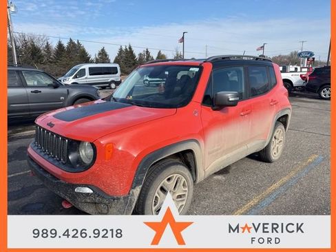 Used 2015 Jeep Renegade Trailhawk image 1