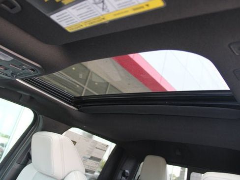 New 2025 Toyota Tacoma Limited image 3