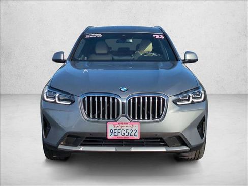 Used 2023 BMW X3 sDrive30i w/ Premium Package image 2