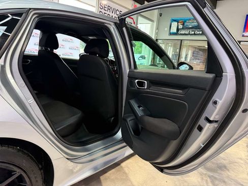 Used 2025 Honda Civic Sport image 41