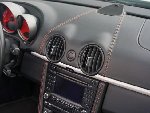 Used 2012 Porsche Boxster Spyder image 26