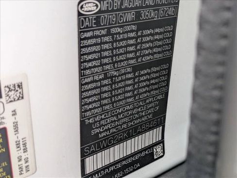 Used 2020 Land Rover Range Rover Sport SE image 26