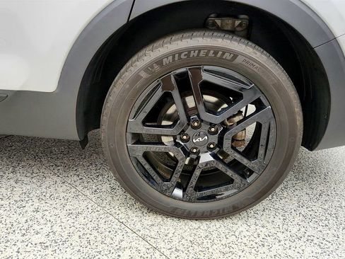 Used 2024 Kia Telluride EX X-Line AWD/4WD image 9