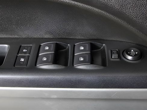 Used 2019 Chevrolet Colorado ZR2 image 9