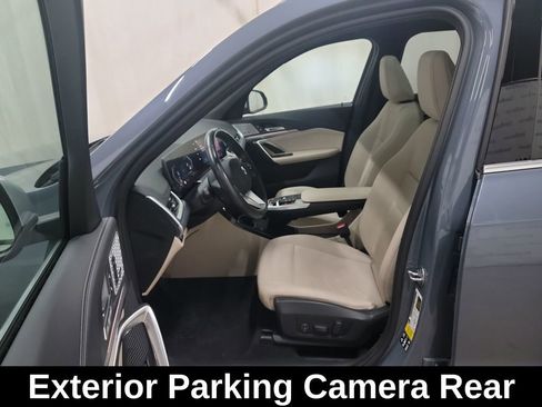 Used 2023 BMW X1 xDrive28i w/ Premium Package image 10