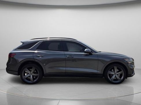 Used 2024 Genesis GV70 2.5T w/ Sport Prestige Package AWD/4WD image 5