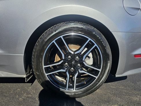 Used 2021 Ford Mustang Premium image 10